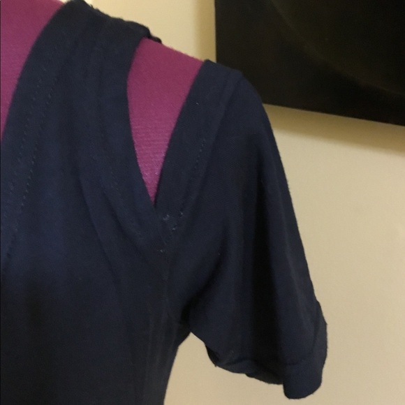 HBI Yoga cold shoulder top - Picture 4 of 5